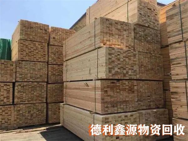 上門木方回收，高價竹膠板回收，工地跳板回收